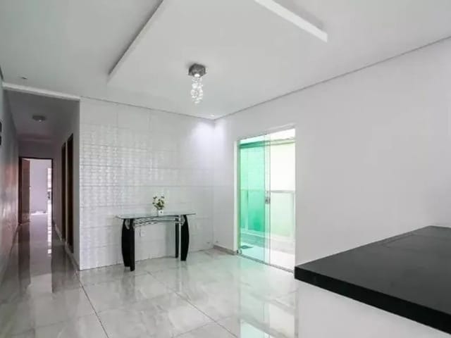 Casa com 200m² 2 quartos e 2 banheiros, para alugar, no bairro Campestre em Santo André