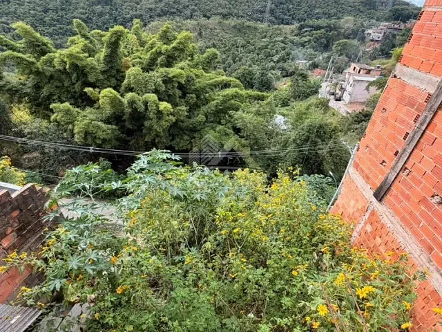 Casa 3 quartos e 1 banheiro, à venda, no bairro Granjas Betânia em Juiz de Fora