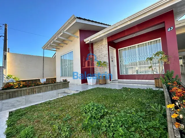 Casa com 240m² 2 quartos e 2 banheiros, à venda, no bairro Colina do Sol em Fraiburgo