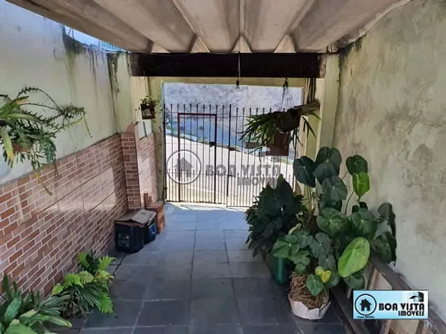 Casa com 125m² 3 quartos e 2 banheiros, à venda, no bairro Jardim Revista em Suzano