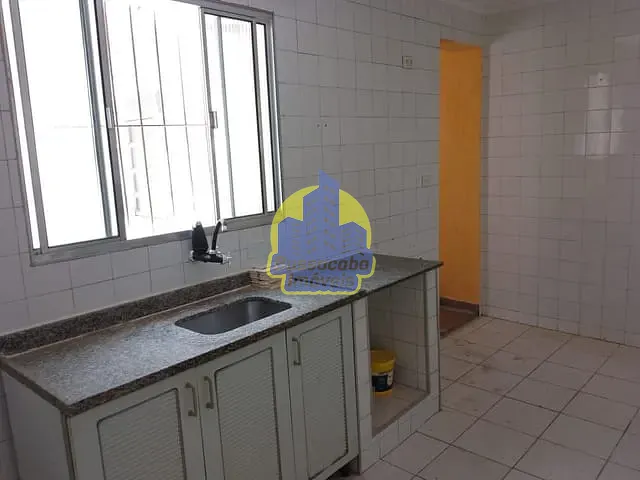 Casa com 259m² 3 quartos e 2 banheiros, à venda, no bairro Jardim D Abril em Osasco