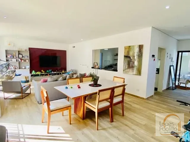 Casa com 350m² 4 quartos e 5 banheiros, à venda, no bairro Vila Esperia Ou Giglio em Atibaia
