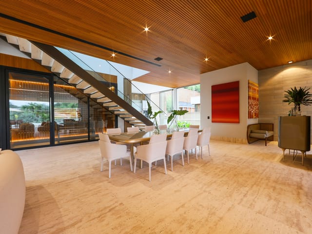 Casa com 950m² 6 quartos e 10 banheiros, à venda, no bairro Tamboré em Santana de Parnaíba