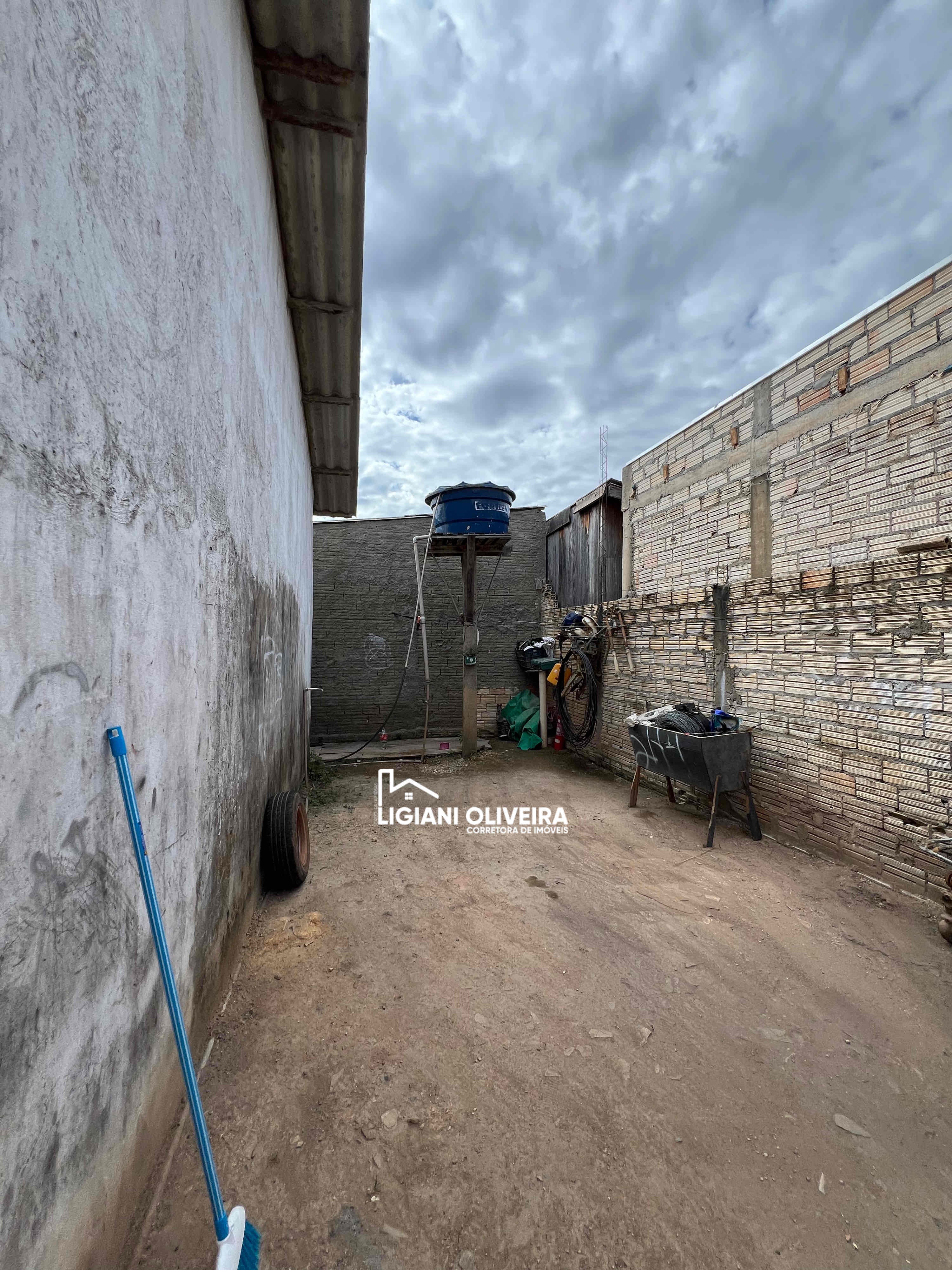 Casa à venda com 3 quartos, 80m² - Foto 8