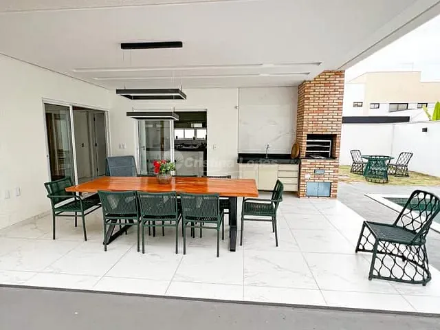 Casa 4 quartos e 4 banheiros, à venda, no bairro Uruguai em Avenida João XXIII