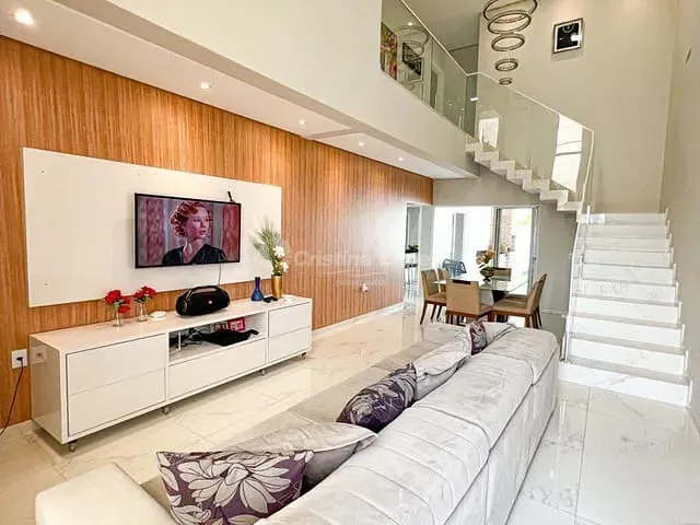 Casa 4 quartos e 4 banheiros, à venda, no bairro Uruguai em Avenida João XXIII