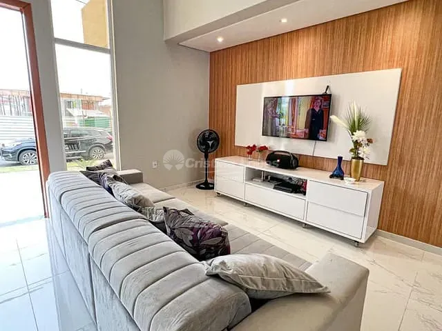 Casa 4 quartos e 4 banheiros, à venda, no bairro Uruguai em Avenida João XXIII