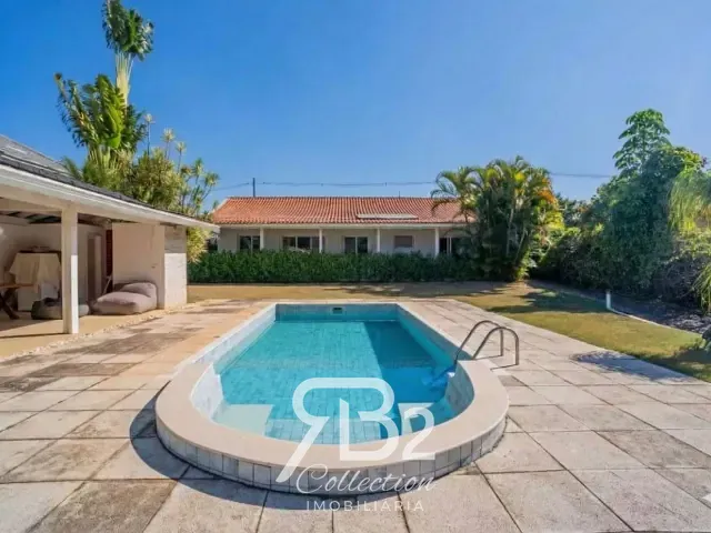 Casa com 965m² 3 quartos e 4 banheiros, à venda, no bairro Vista Alegre em Vinhedo