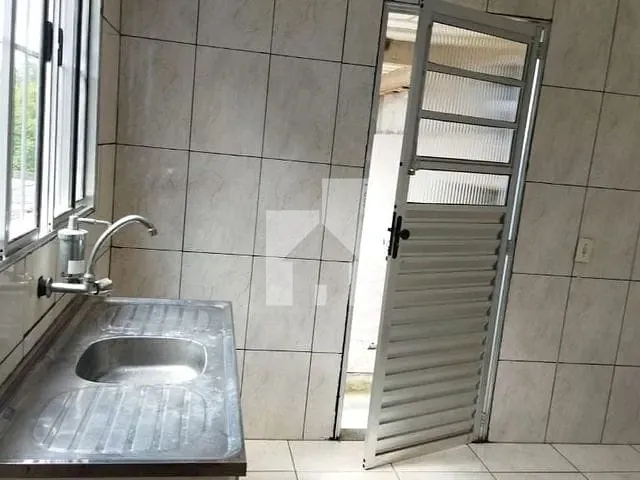 Casa com 60m² 1 quarto e 1 banheiro, para alugar, no bairro Jardim Alessandra em Várzea Paulista