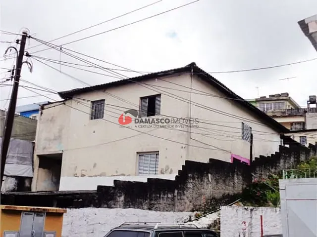 Casa à venda, no bairro Vila Palmares em Santo André