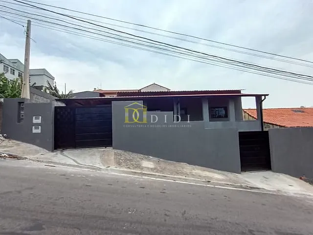 Casa 2 quartos e 1 banheiro, à venda ou para alugar, no bairro Jardim Bela Vista em Porto Feliz