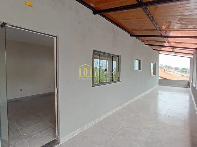 Casa 2 quartos e 1 banheiro, à venda ou para alugar, no bairro Jardim Bela Vista em Porto Feliz