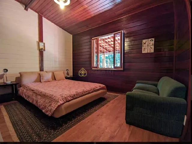 Casa com 1125m² 3 quartos e 2 banheiros, à venda, no bairro Vila de Maringá em Itatiaia