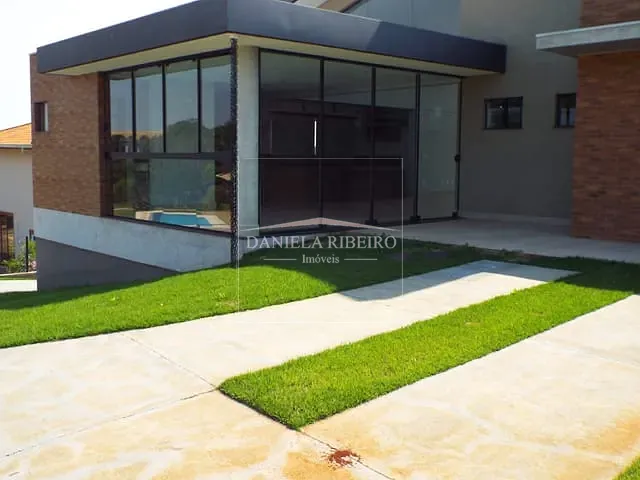 Casa com 1250m² 3 quartos e 4 banheiros, à venda, no bairro Jardim Ana Eliza em Cambé
