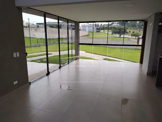 Casa com 1250m² 3 quartos e 4 banheiros, à venda, no bairro Jardim Ana Eliza em Cambé