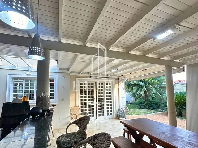 Casa com 225m² 3 quartos e 4 banheiros, à venda, no bairro Cariobinha em Americana