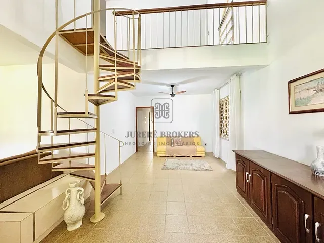 Casa com 450m² 5 quartos e 3 banheiros, à venda, no bairro Jurerê Internacional em Florianópolis
