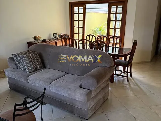 Casa 3 quartos e 3 banheiros, à venda, no bairro Parque da Lagoa em Itapetininga