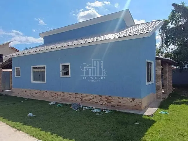 Casa com 360m² 2 quartos e 2 banheiros, à venda, no bairro Parada Modelo em Guapimirim