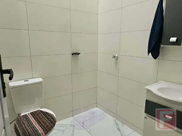 Casa 2 quartos e 2 banheiros, à venda, no bairro Centro em Itapoá