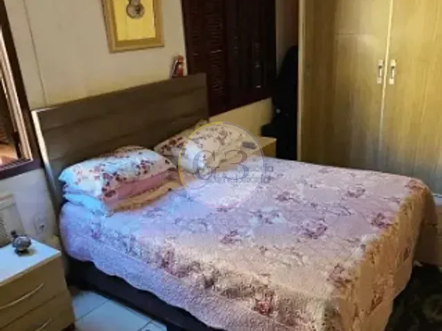 Casa 4 quartos e 3 banheiros, à venda, no bairro Areal em Pelotas