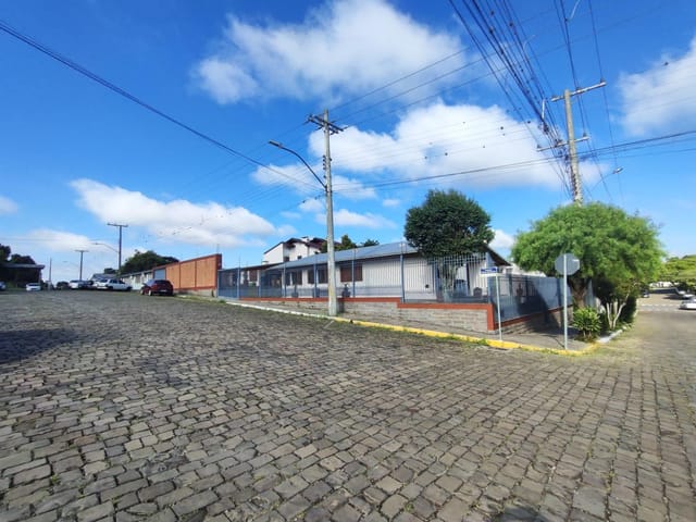 Casa com 587m² 3 quartos e 2 banheiros, à venda, no bairro São Cristóvão em Nova Prata