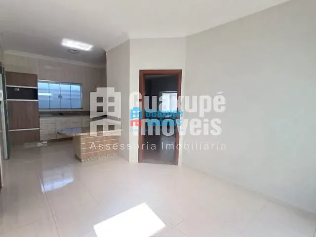 Casa com 227m², à venda, no bairro Agenor de Lima em GUAXUPÉ