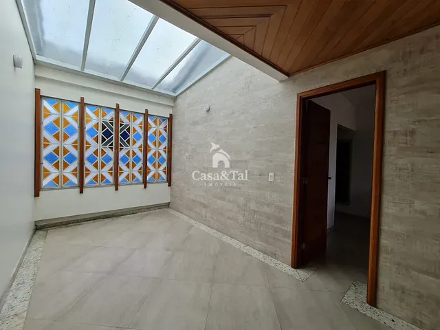 Casa com 207m² 3 quartos e 3 banheiros, à venda, no bairro Centro em São João de Meriti