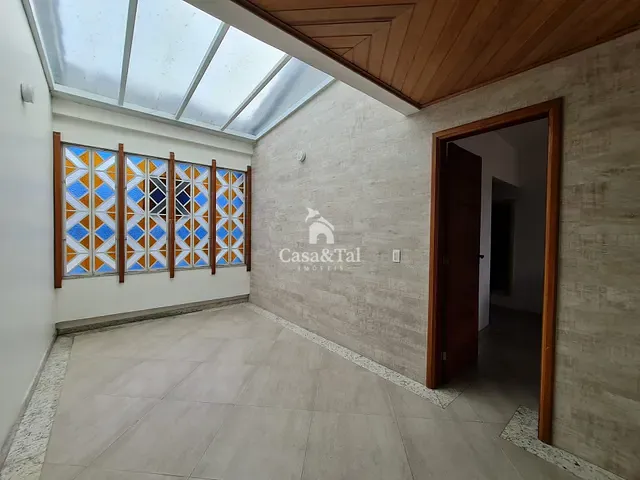 Casa com 207m² 3 quartos e 3 banheiros, à venda, no bairro Centro em São João de Meriti