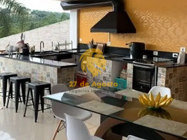 Casa com 1240m² 3 quartos e 4 banheiros, à venda, no bairro Vila Machado em Mairiporã