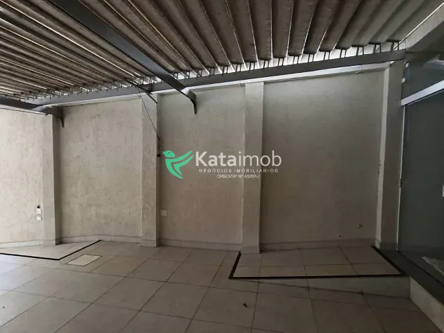Casa 4 quartos e 3 banheiros, à venda ou para alugar, no bairro Saúde em São Paulo