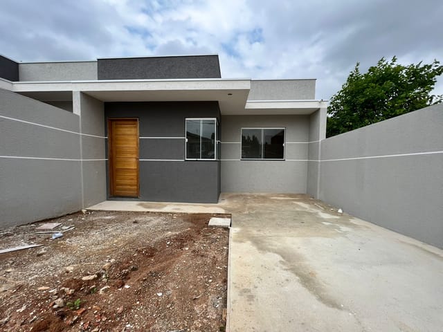 Foto do Casa - Casas em construção, de frente para a rua, contendo 3 dormitórios à venda no bairro Jardim das Graças, Colombo, PR | K9 Imóveis