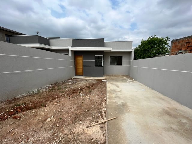 Foto do Casa - Casas em construção, de frente para a rua, contendo 3 dormitórios à venda no bairro Jardim das Graças, Colombo, PR | K9 Imóveis