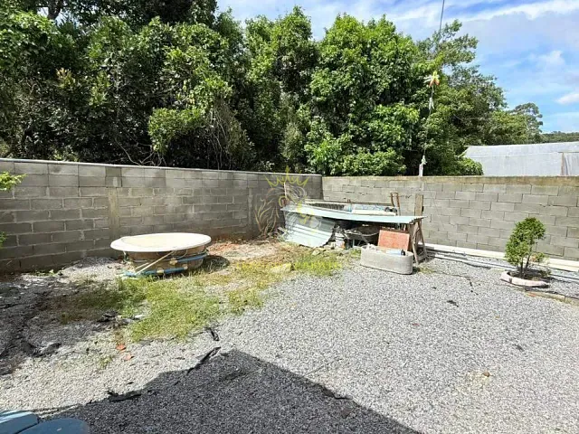 Casa com 300m² 2 quartos e 1 banheiro, à venda, no bairro São Francisco de Assis em Camboriú