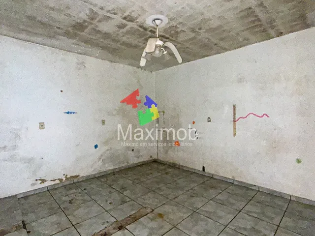Casa com 200m² 2 quartos e 3 banheiros, à venda, no bairro Vila Penha do Rio do Peixe em Itapira
