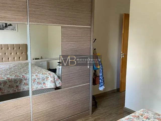 Casa com 125m² 2 quartos e 1 banheiro, à venda, no bairro Dom Pedro II em Londrina