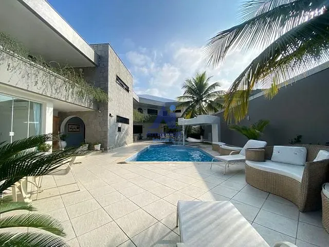 Casa com 1000m² 4 quartos e 8 banheiros, à venda, no bairro Barra da Tijuca em Rio de Janeiro
