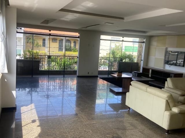 Casa com 300m² 3 quartos e 6 banheiros, à venda, no bairro Vila Valqueire em Rio de Janeiro