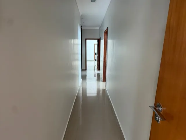 Casa com 434m² 3 quartos e 4 banheiros, para alugar, no bairro Cidade Vera Cruz em Aparecida de Goiânia