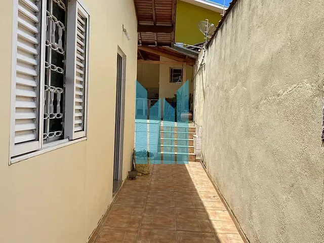 Casa 3 quartos e 2 banheiros, à venda, no bairro Jardim das Hortênsias em Poços de Caldas