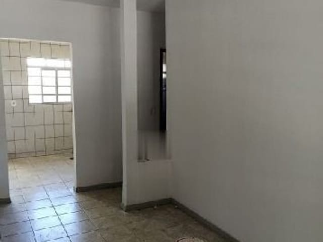 Casa com 153m² 2 quartos e 1 banheiro, à venda, no bairro Jardim Esperança em Cambé