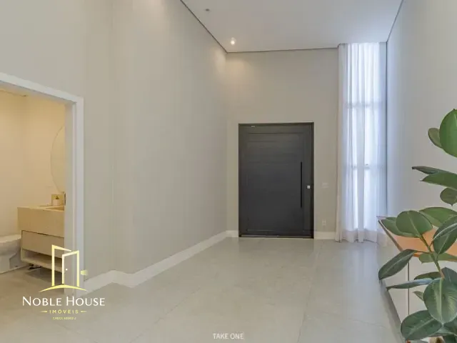 Casa 3 quartos e 5 banheiros, à venda, no bairro Via Castelli em Louveira