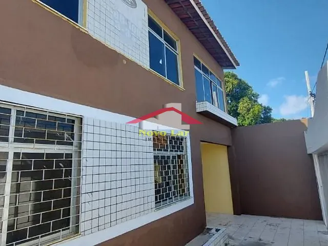 Casa 4 quartos e 3 banheiros, à venda, no bairro Cambeba em Fortaleza