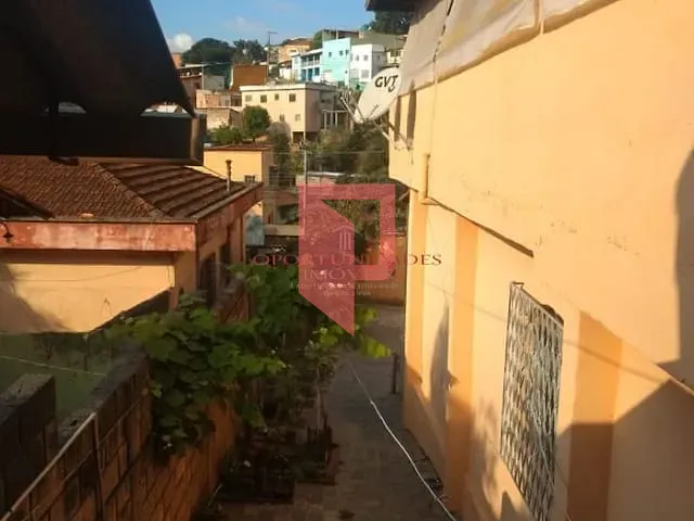Casa 7 quartos e 3 banheiros, à venda, no bairro Alípio De Melo em Belo Horizonte