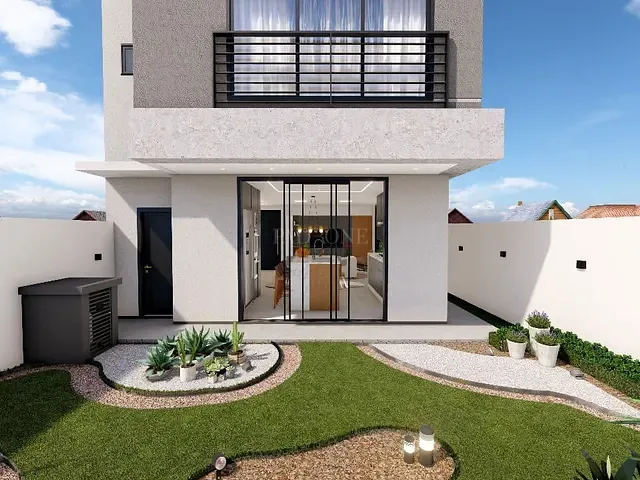 Casa 3 quartos e 4 banheiros, à venda, no bairro Santa Cândida em Curitiba