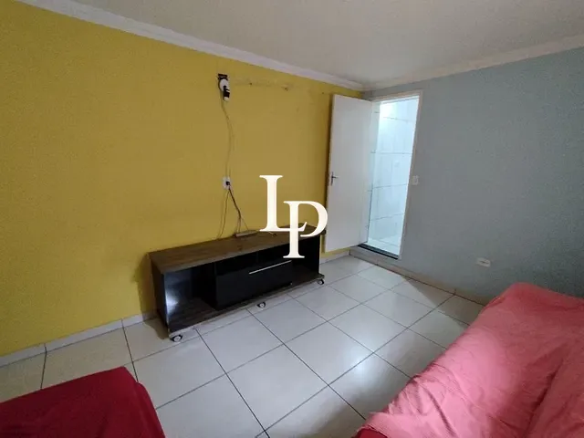 Casa com 250m² 2 quartos e 1 banheiro, à venda, no bairro Vila Tibiriçá em Santo André