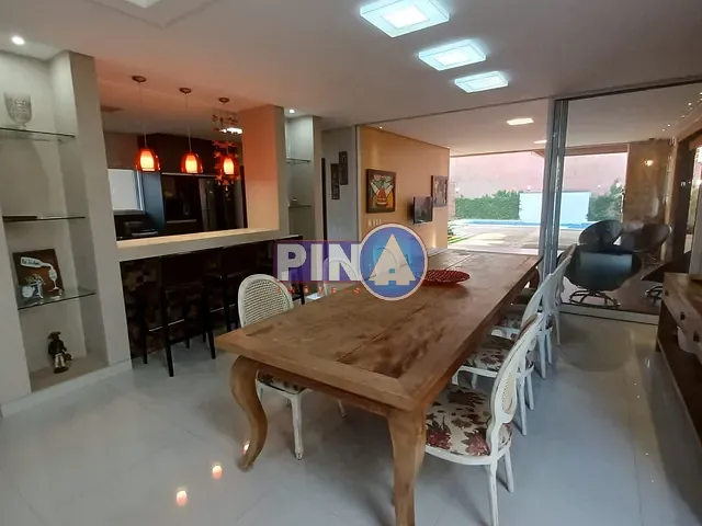 Casa 4 quartos e 5 banheiros, à venda, no bairro Jardins Atenas em Goiânia