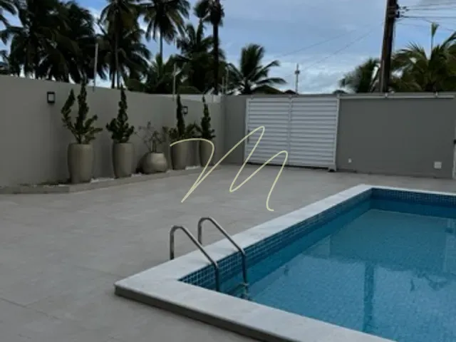 Casa com 700m² 4 quartos e 3 banheiros, à venda, no bairro Olivença  em Ilhéus