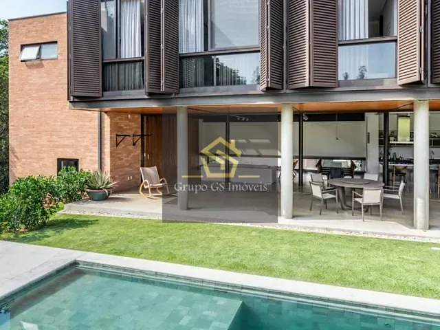 Casa com 1000m² 5 quartos e 6 banheiros, à venda, no bairro Joapiranga em Valinhos