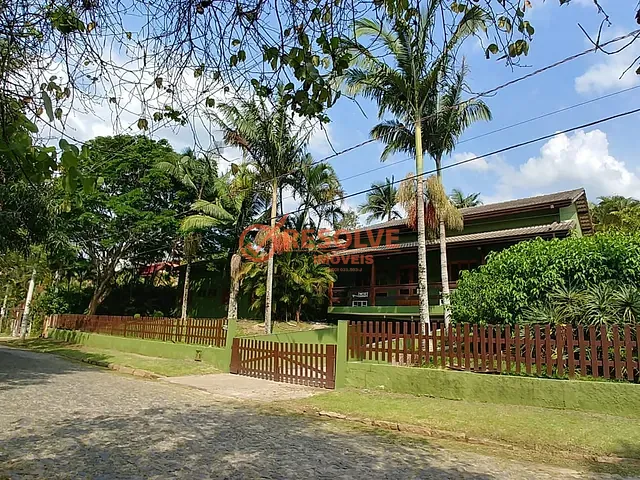 Casa com 1003m² 4 quartos e 6 banheiros, à venda, no bairro Paião em Guararema